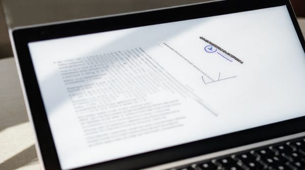 Sécurisation des contrats commerciaux avec une signature électronique
